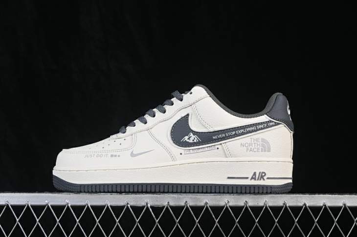 Picture of Air Force 1 _SKUfw22932926781594739fw